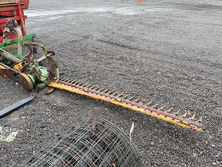 john-deere-7-image-3