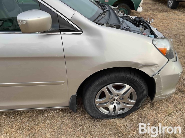 2005-honda-odyssey-image-17