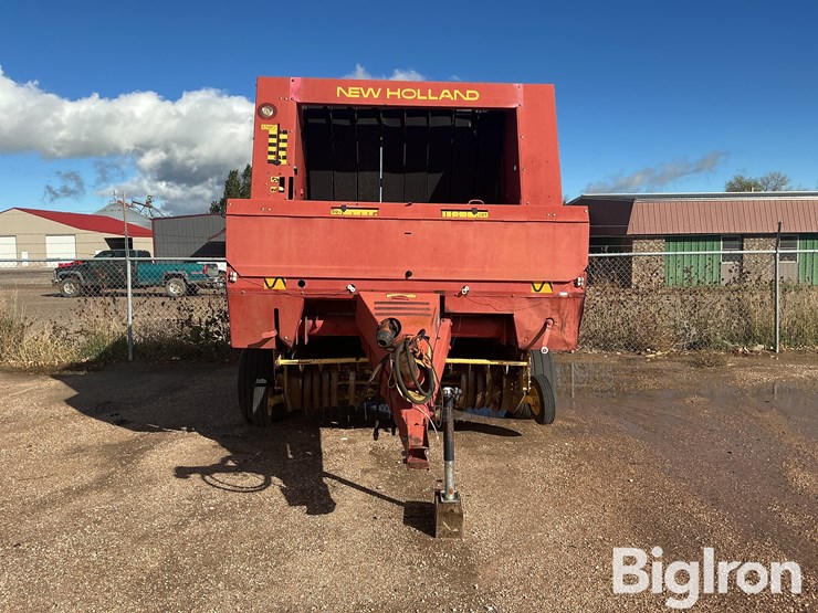 1992-new-holland-660-image-2