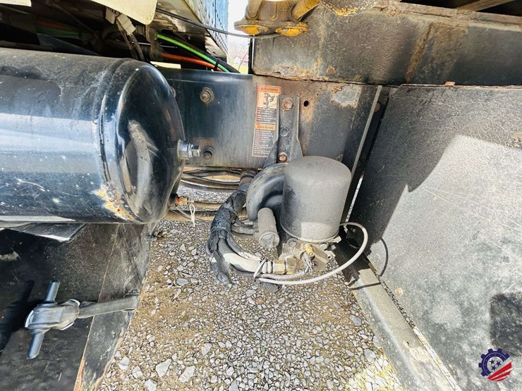 2007-peterbilt-340-image-21