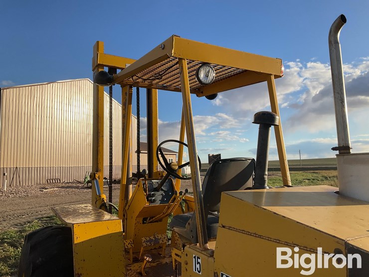 1975-allis-chalmers-700-image-10