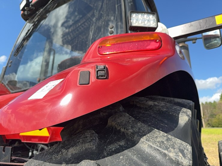 case-ih-magnum-335-image-31