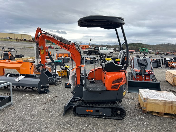 #109-•-2025-land-hero-ldh-me18-mini-excavator-image-3