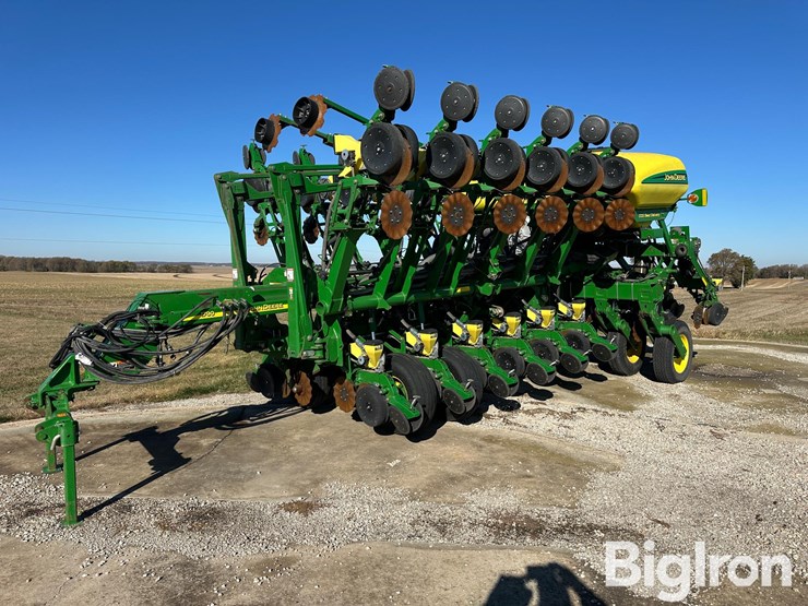2010-john-deere-1790-ccs-image-9