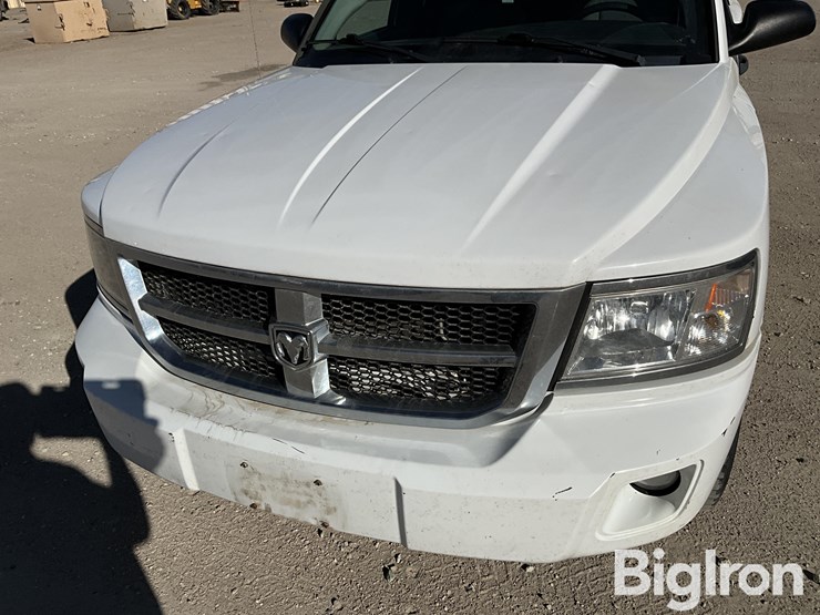 2010-dodge-dakota-image-9