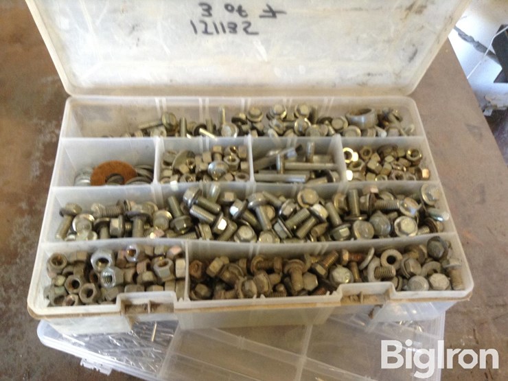 farm-&-construction-fasteners-image-4