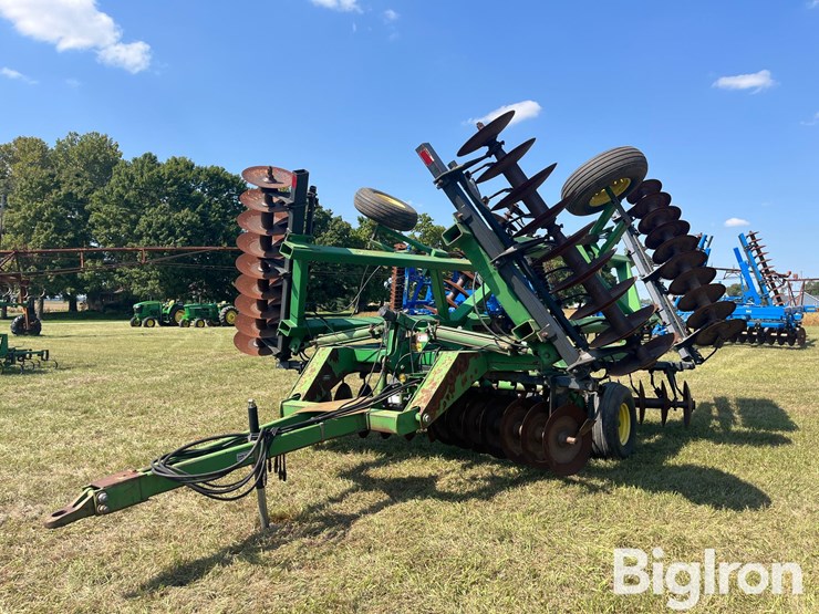 john-deere-630-image-1