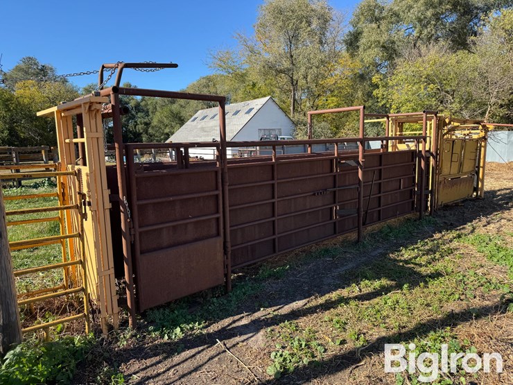 linn-post-&-pipe-lead-up-alley-image-7