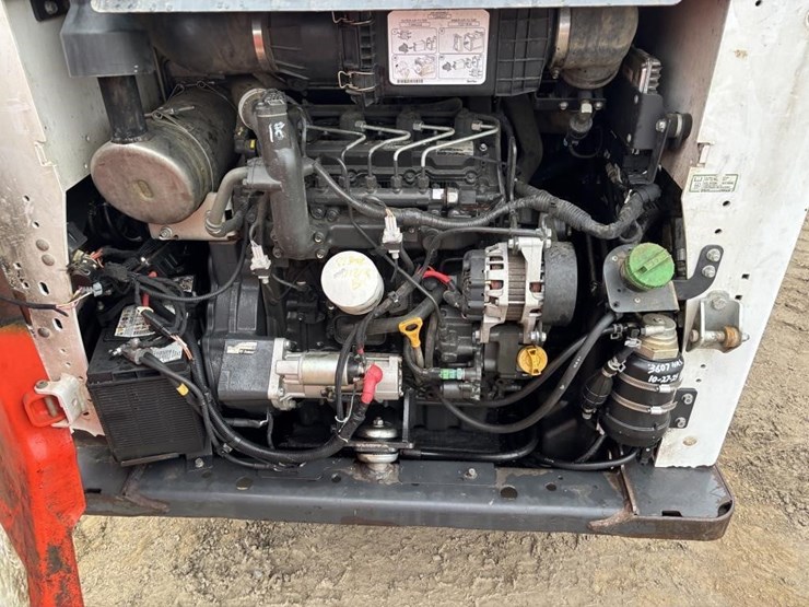 2019-bobcat-s630-image-30