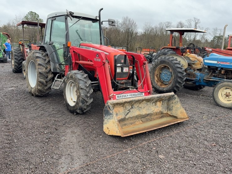 massey-ferguson-2220-image-3