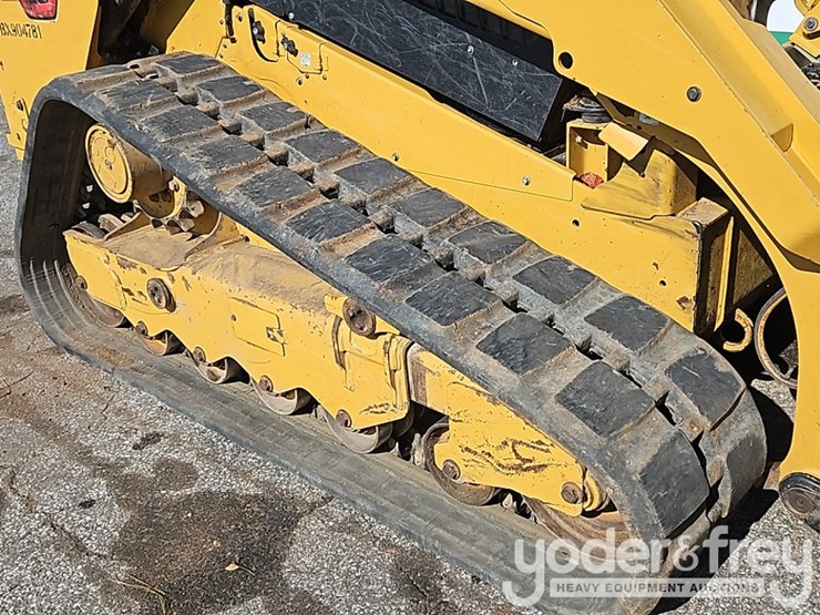 2023-caterpillar-299d3-xe-image-11