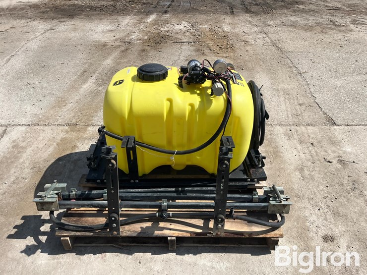 john-deere-sprayer-image-2