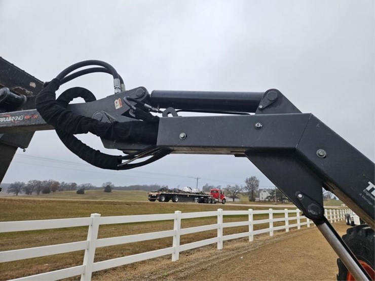 kubota-m6s-111-image-19