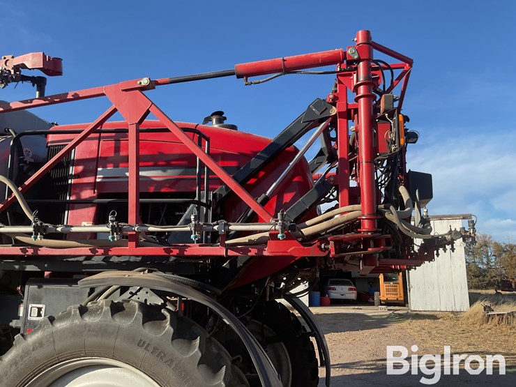 2010-case-ih-patriot-4420-image-18
