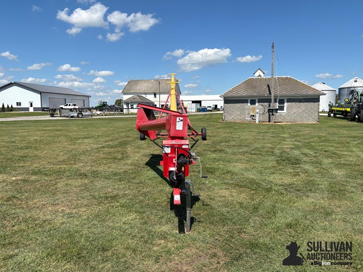 westfield-mk80-61-8"x61'-swing-away-auger-image-2