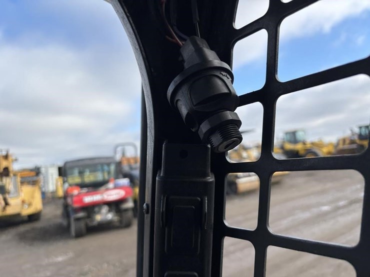 2016-bobcat-s510-image-28