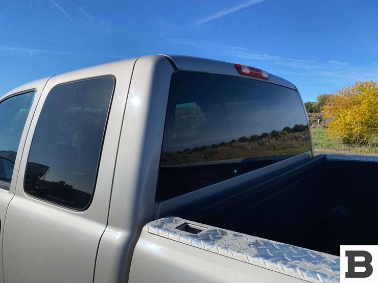 2004-chevrolet-silverado-1500-image-13