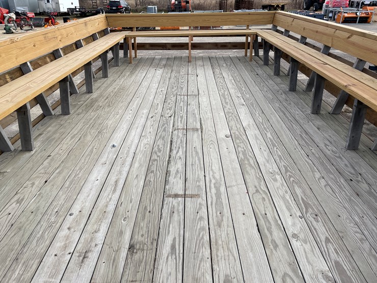 #1405-•-parade-wagon-image-8