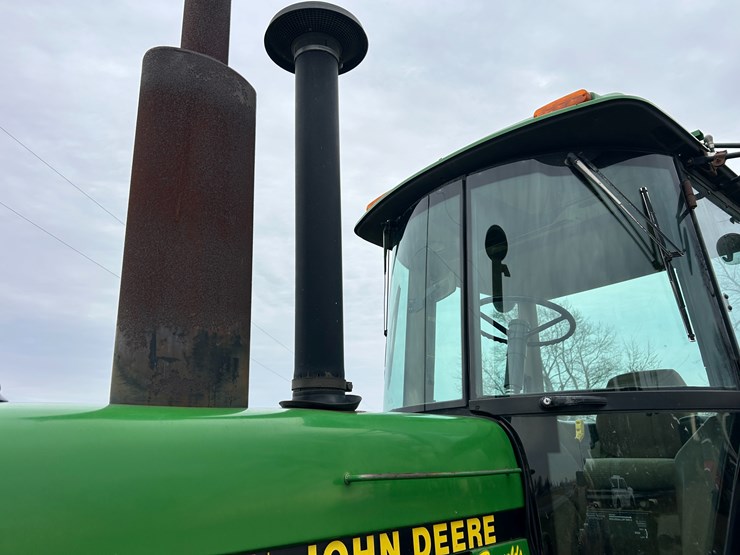 john-deere-4755-image-18