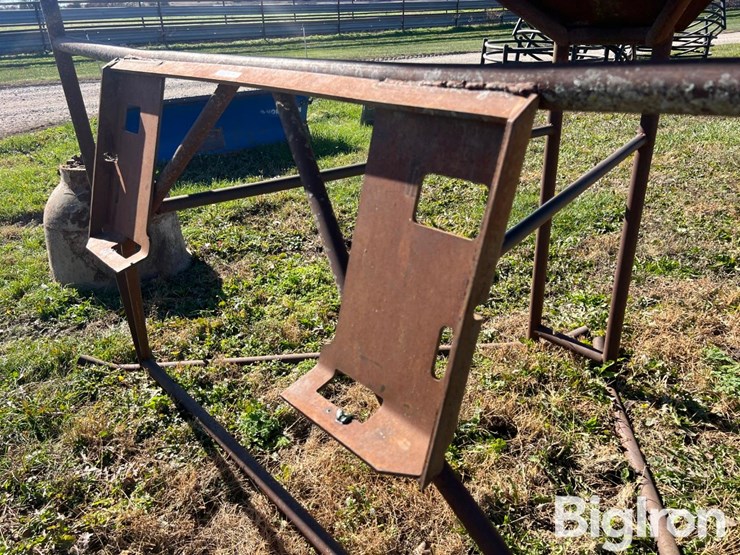 feed/seed-bulk-storage-chute-image-9