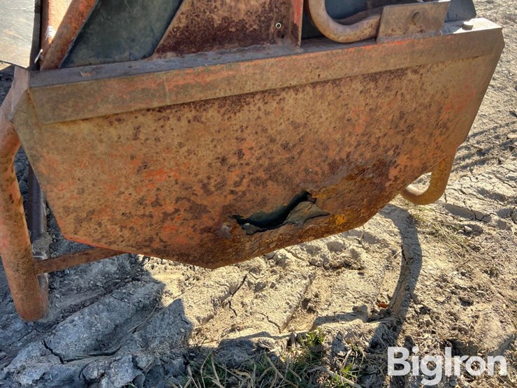 bunk-style-mineral-feeders-image-12