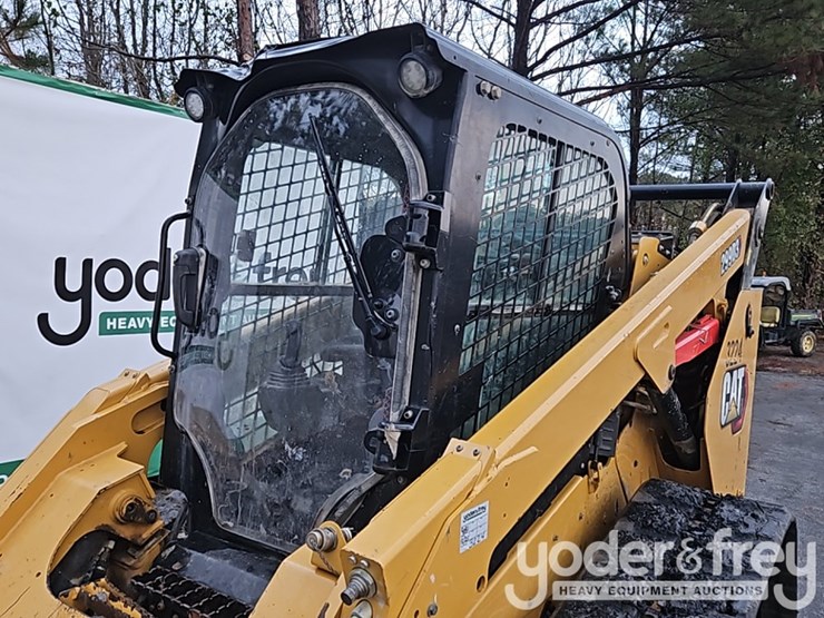 2021-caterpillar-299d3-image-16