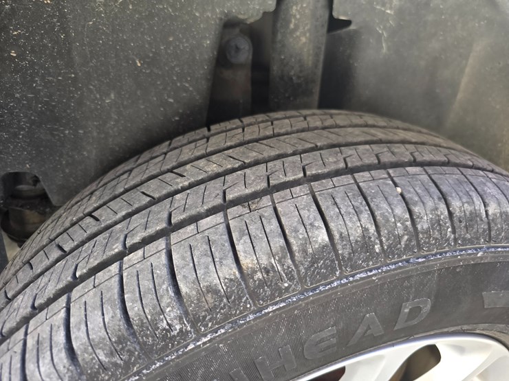 2016-jeep-cherokee-image-78