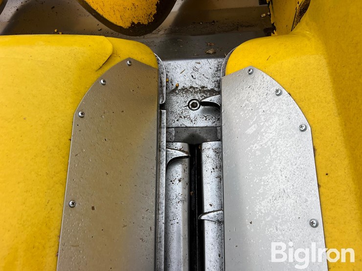 new-holland-98c-image-15