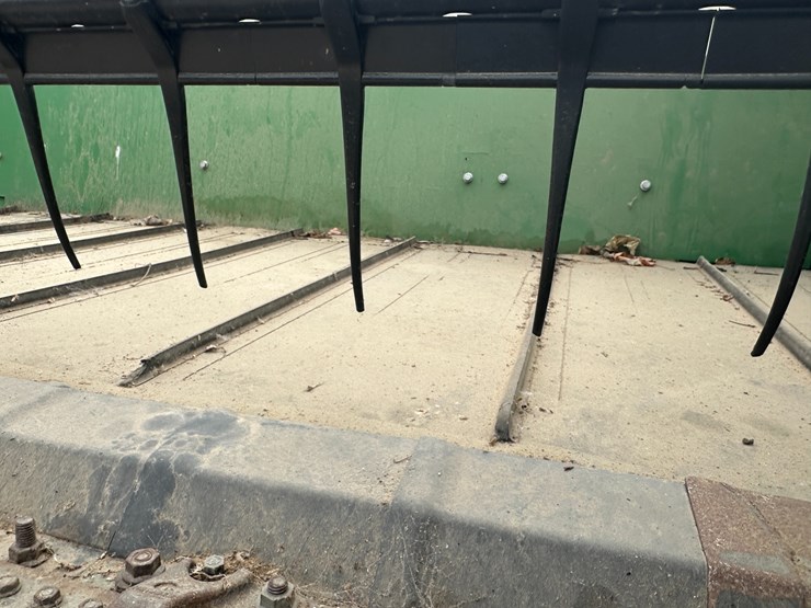 2015-john-deere-640fd-image-26