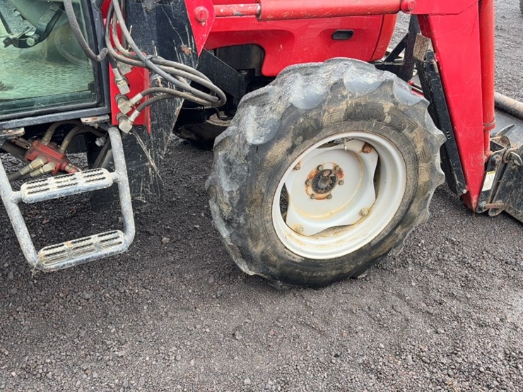 massey-ferguson-2220-image-6