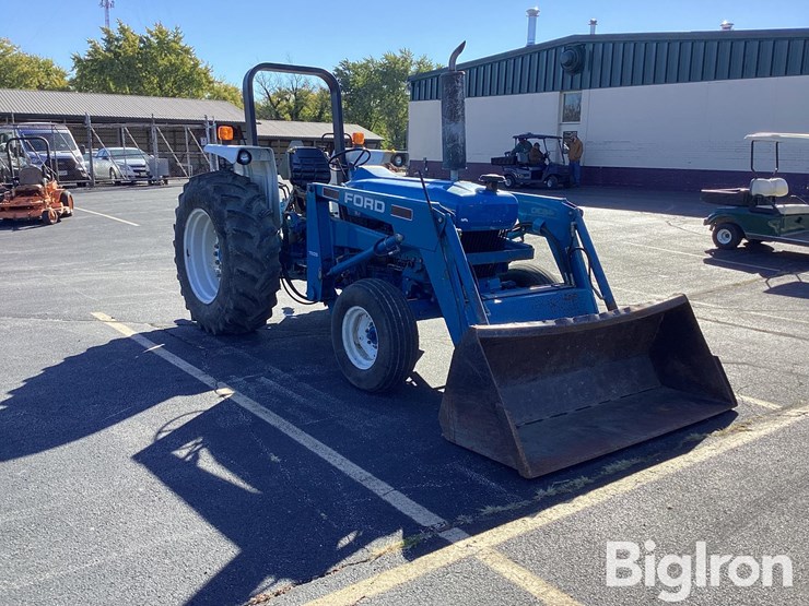 1993-new-holland-4630-image-3