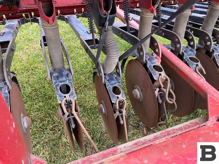 international-5100-image-40