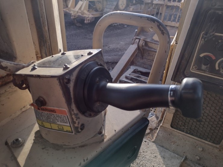 caterpillar-d8r-image-13