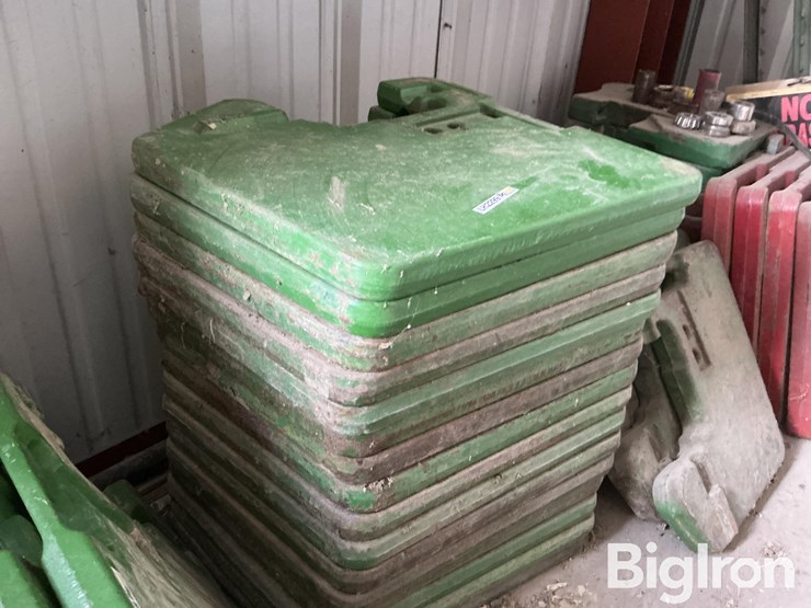 john-deere-12-image-1