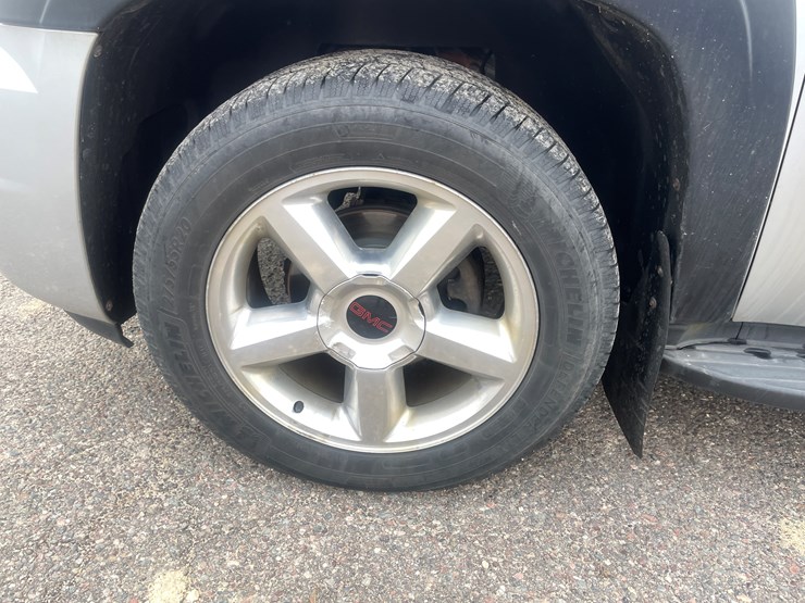 2010-gmc-yukon-image-87