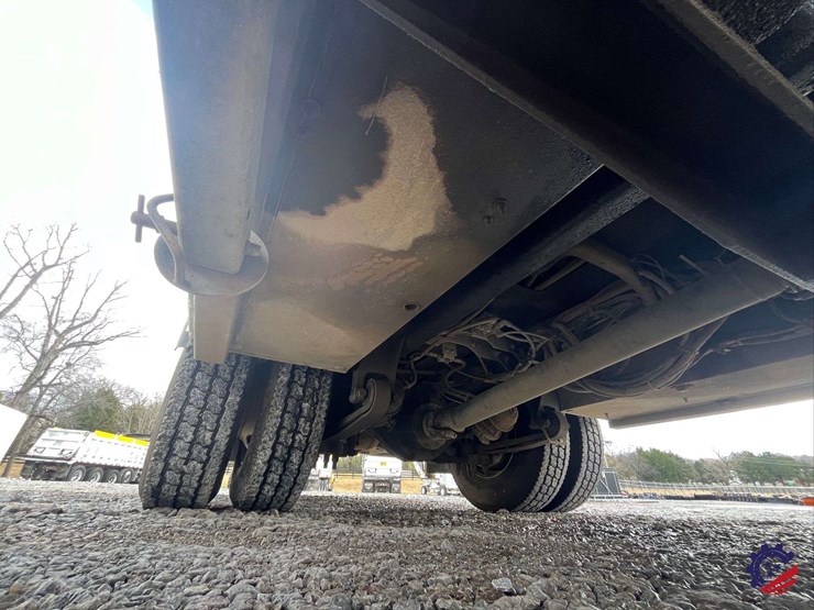 2013-ford-f750-image-44