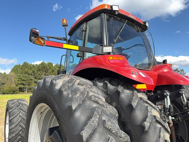 case-ih-magnum-335-image-65