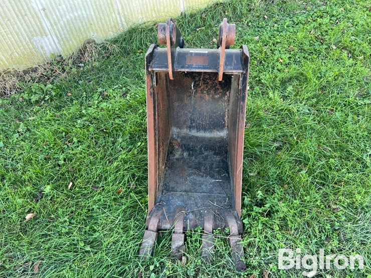 excavator-bucket-image-2