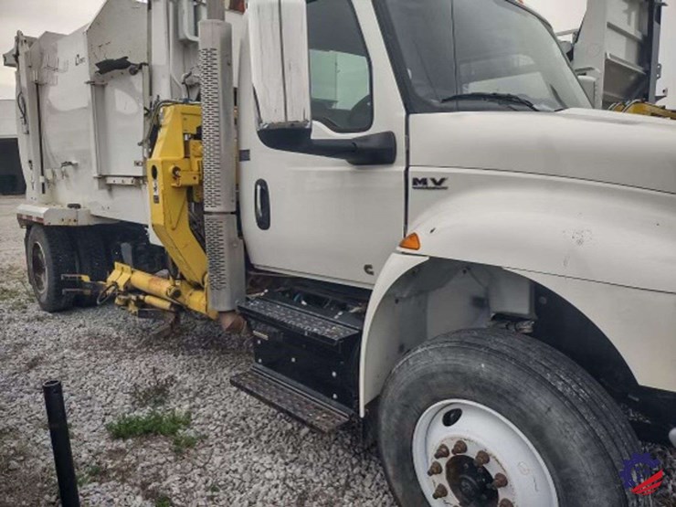 2021-international-mv607-image-4