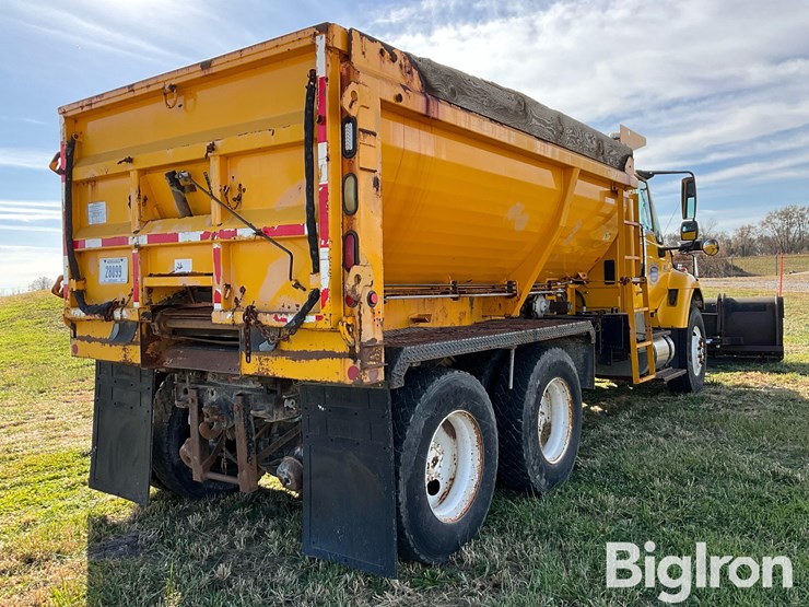 2003-international-7400-image-5