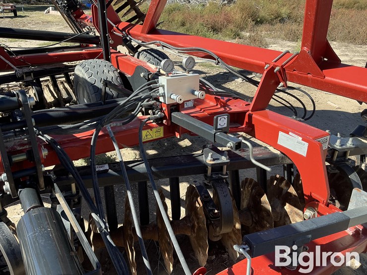 2016-case-ih-2016-image-15