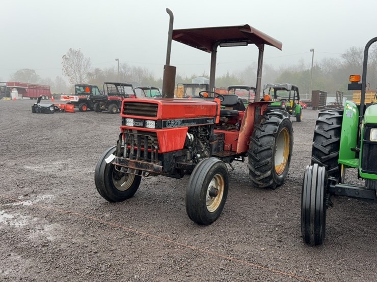 #3045-•-case-485-tractor-image-1