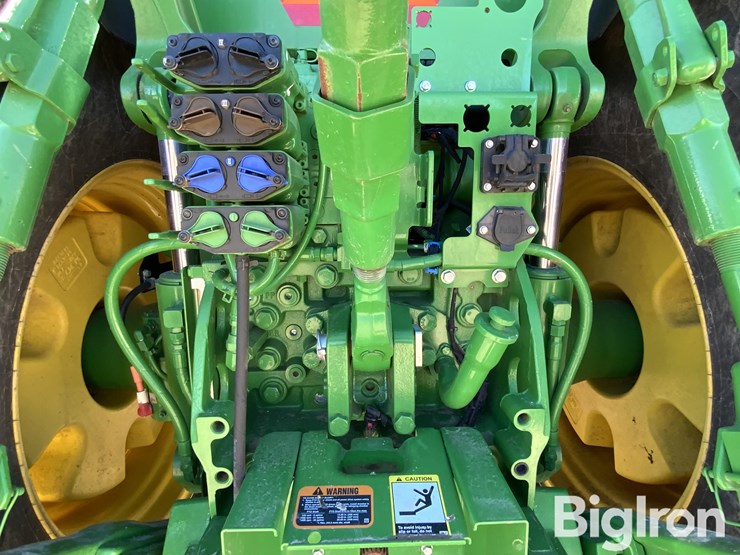 2022-john-deere-7r-210-image-12