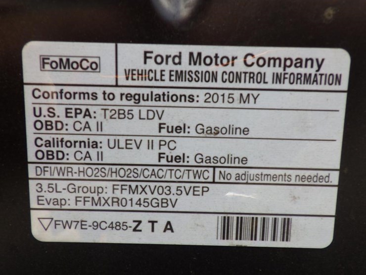 2015-ford-explorer-image-12