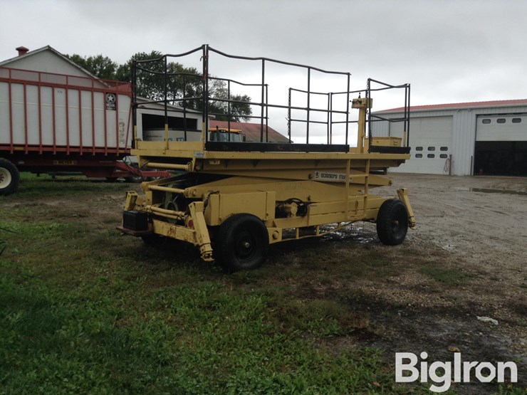 selma-scissor-lift-image-5