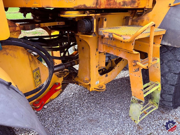 2004-volvo-l60e-image-13