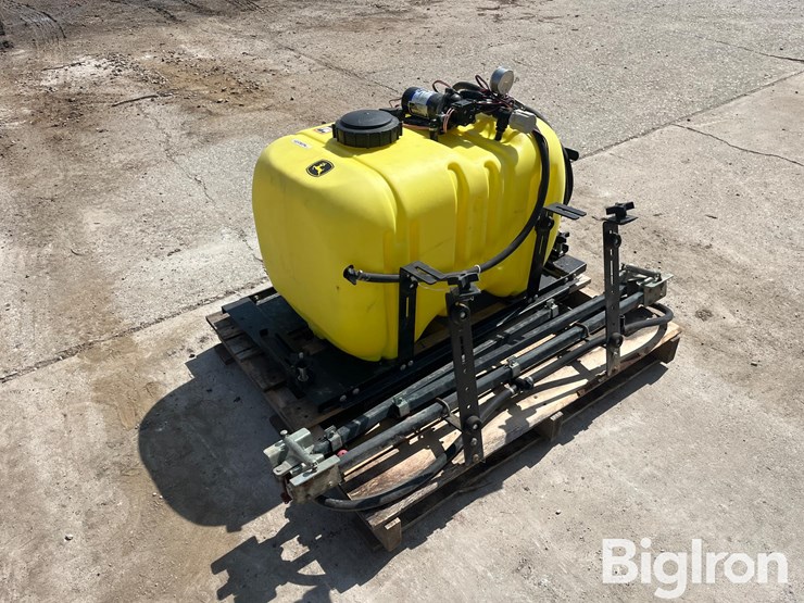 john-deere-sprayer-image-3