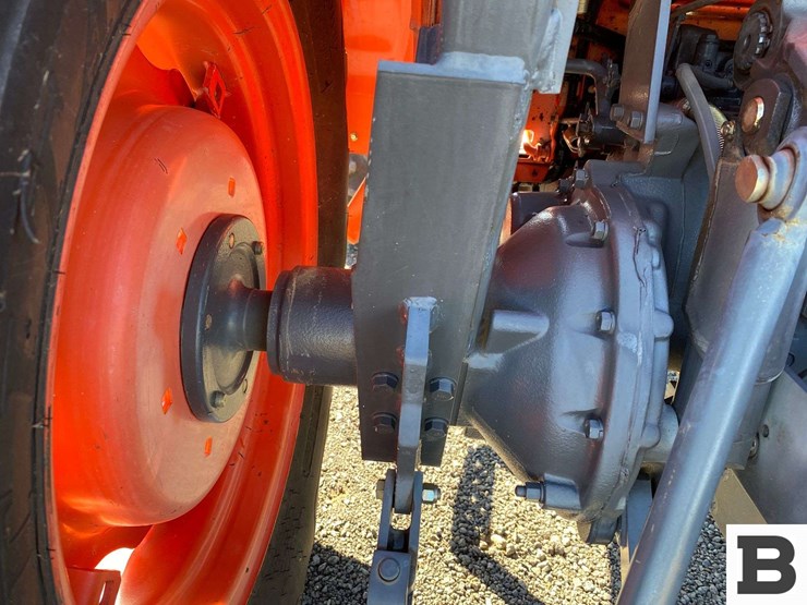 kubota-l4240d-tractor-image-21