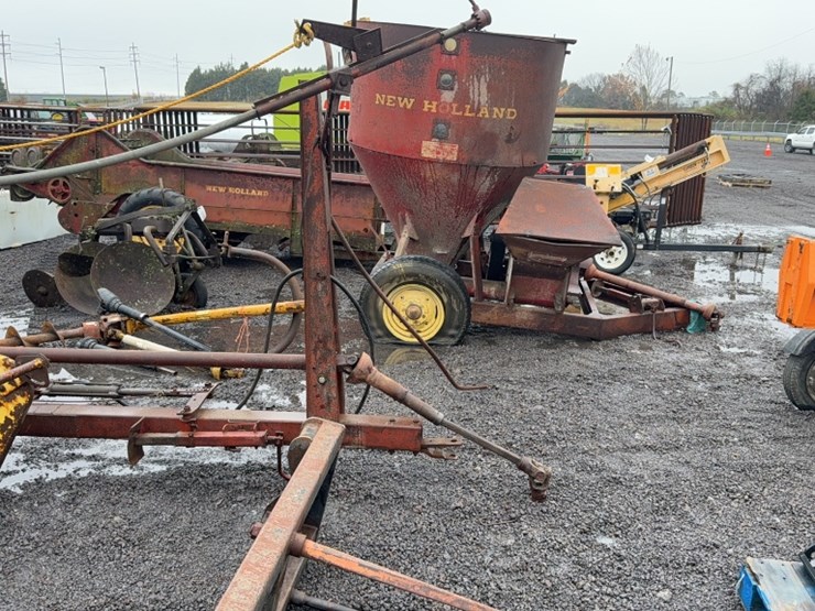 new-holland-717-image-2