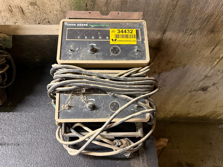 john-deere-150-image-1